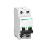 Interruptor automático Schneider Electric xC60, compacto y eficiente para protección de circuitos eléctricos.