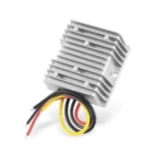 Regulador de Continua DC 9~40V – 24V 10A