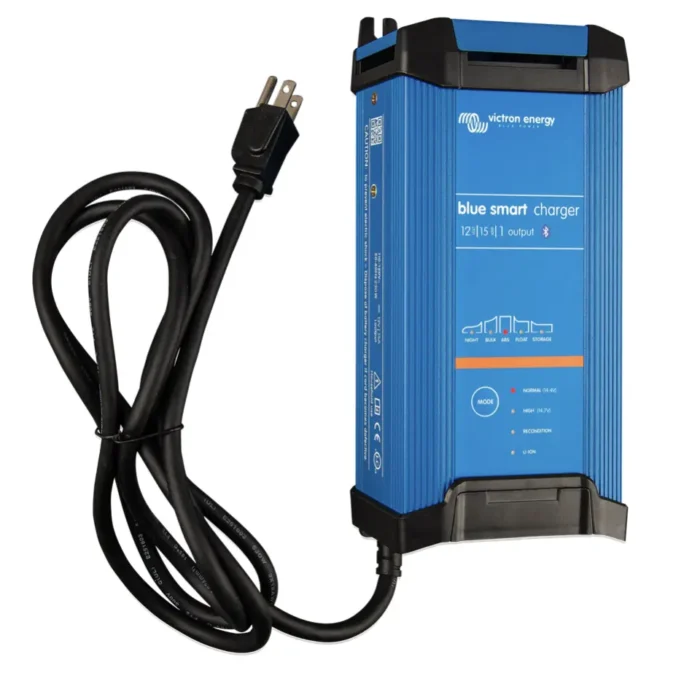 Cargador de Baterías Victron - Blue Smart IP22 Charger 12/15(1) 120V NEMA 5-15 - Imagen 2